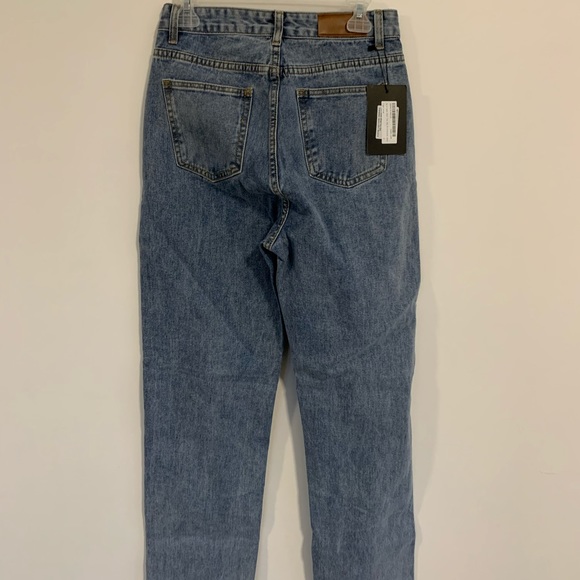 Nasty Gal Acid Wash What You Say Jeans - Picture 4 of 7